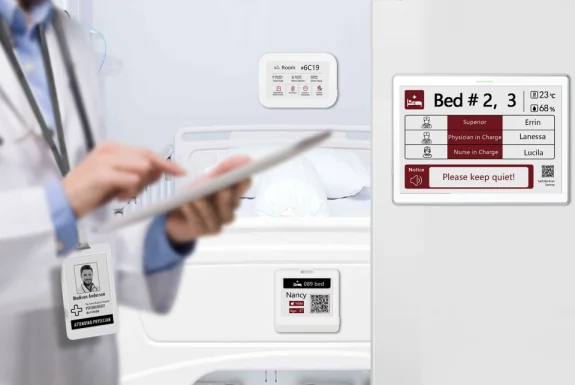 E-Ink healthcare digital signage